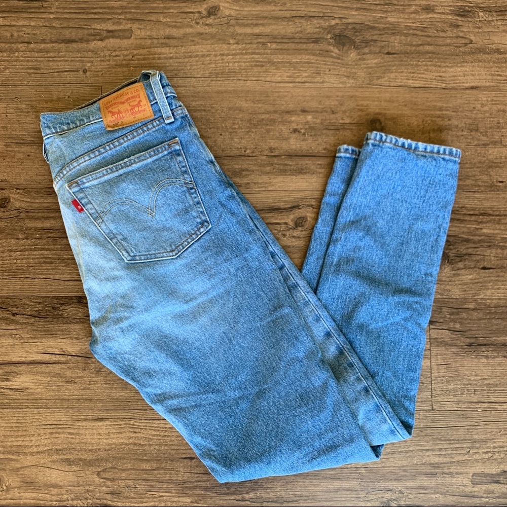 Levi’s 501 Light Wash Skinny Jeans